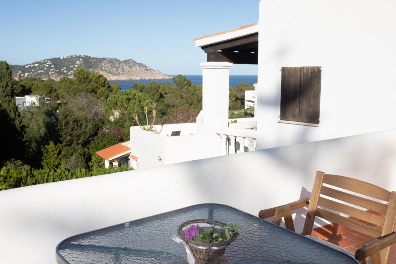 Вилла Casa En Ibiza Con Vistas Increibles En Es Figueral Экстерьер фото